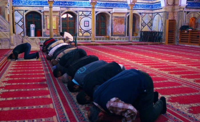 Idul aceh 1441 fitri shalat bireuen suasana singkil kumpulan hingga perayaan adha berbeda sebelumnya daripada raya zainal serambinews