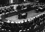 Memahami Buku KMS Isu Hukum, Etika, dan Sentimen