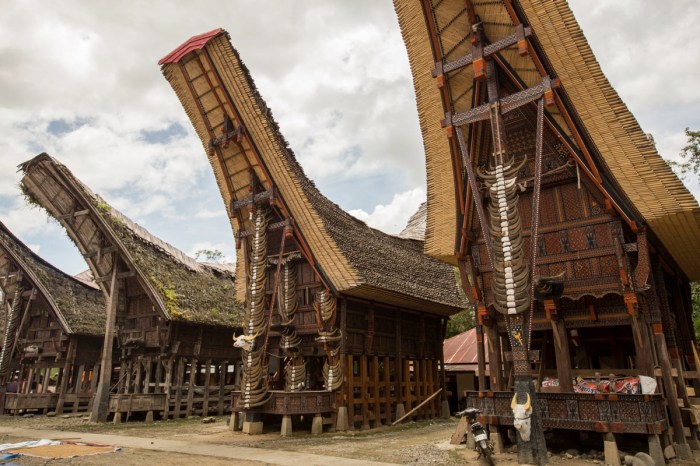 Gambar rumah adat indonesia