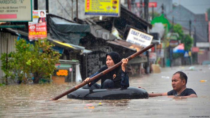 Berita bencana alam banjir singkat