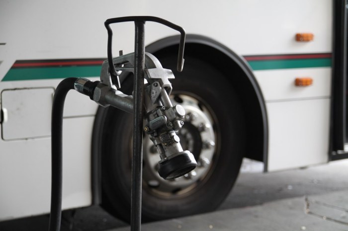 Bahan bakar bus di amerika