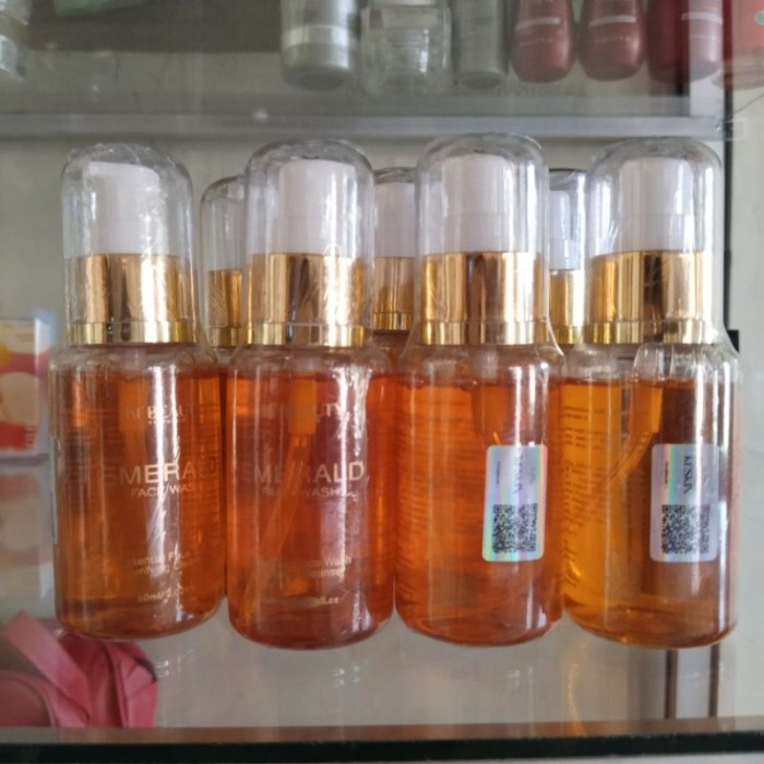 Sabun cuci muka kelly