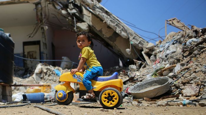 Israel balas roket dari gaza