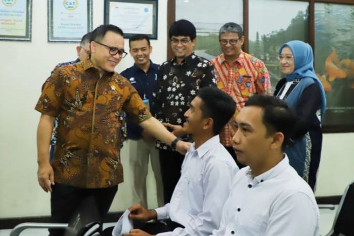 Bureaucratic challenges reform improvement indonesia services public