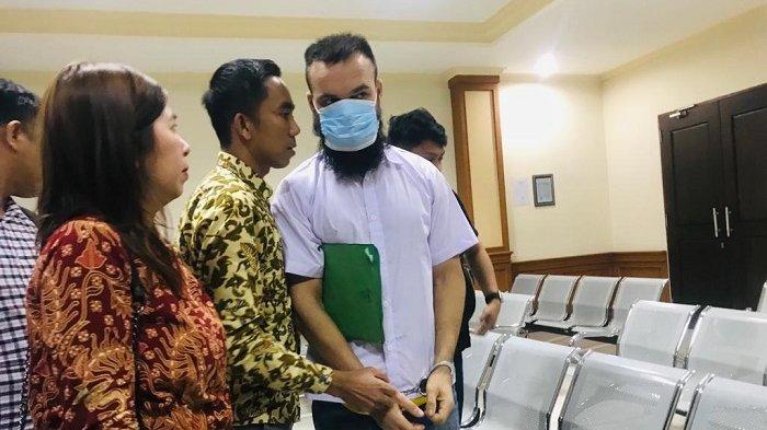 Nomor induk kependudukan yeni rahmawati wera 5206074711861003