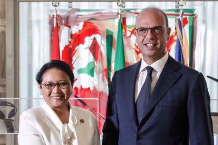 Jelaskan pengaruh kerjasama internasional terhadap kehidupan ekonomi indonesia