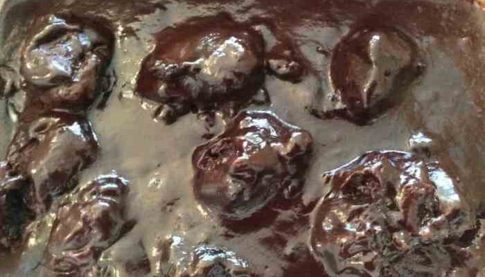 Menjelajah Kelezatan Pangsit Coklat