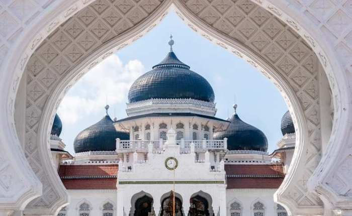 Apa nama kerajaan islam pertama di indonesia