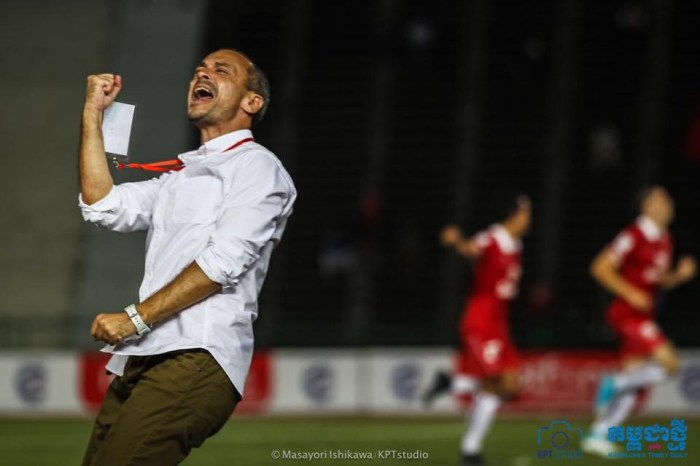 Pelatih timnas thailand