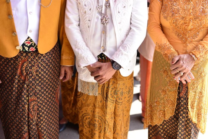 Baju adat kudus