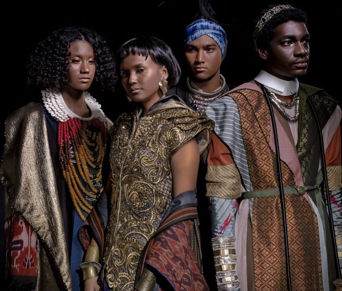 Keanekaragaman budaya di indonesia dapat kita lihat miniaturnya di