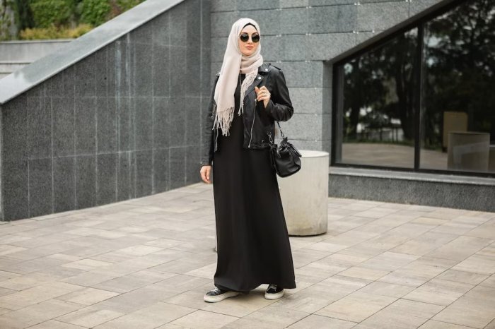 Baju coklat tua cocok dengan jilbab warna apa