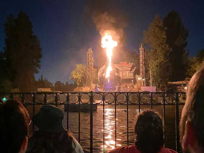 Kebakaran wahana permainan di amerika