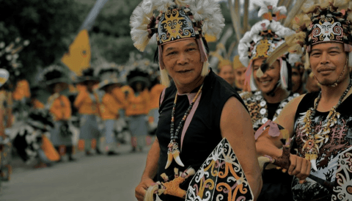 Alat musik suku dayak