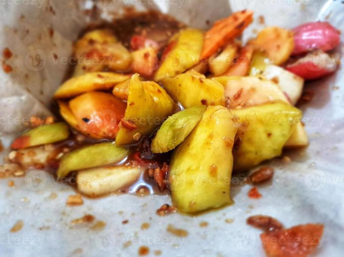 Rujak lotis buah spicy cocok mertua calon dibawa sendiri buatan flokq ide Bumbu rujak buah