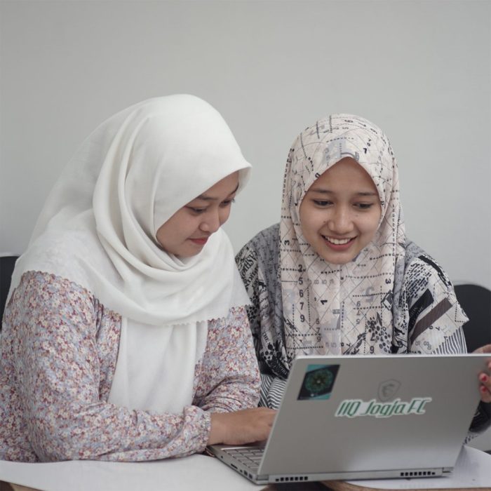 Cendekiawan muslim dalam bidang ilmu tafsir adalah