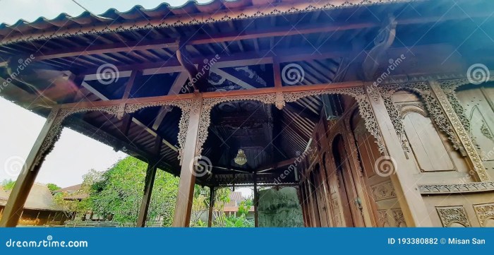 Gambar rumah adat jawa barat