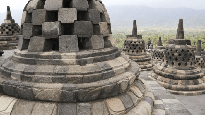 Kerajaan pada masa hindu budha