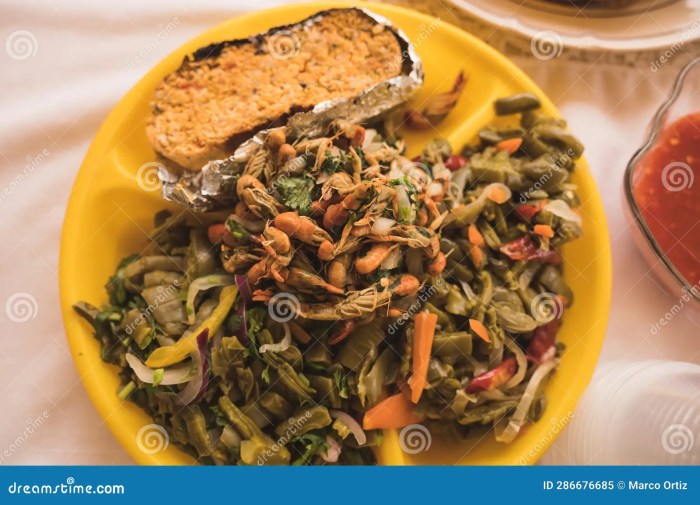 Mie ayam goreng mekaton