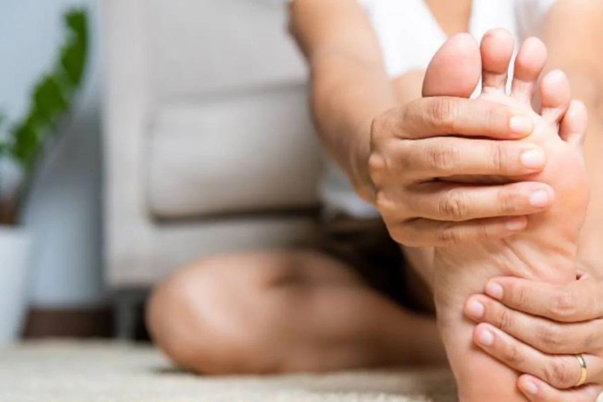 Cara menghilangkan kesemutan di kaki