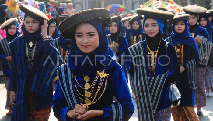 Mengenal Baju Adat Kudus Lebih Dekat