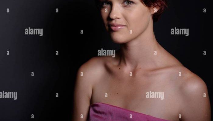 Model Baju Gamis Wisuda Tampil Anggun dan Elegan