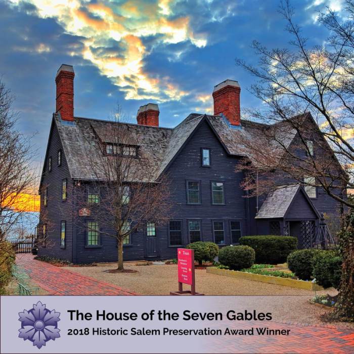 Rumah bubungan lima berasal dari