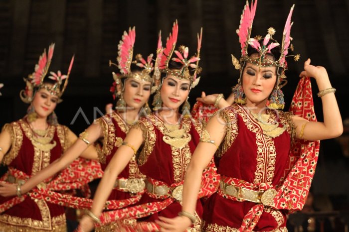Tari beksan ageng tarian yogyakarta tradisional keraton daftar