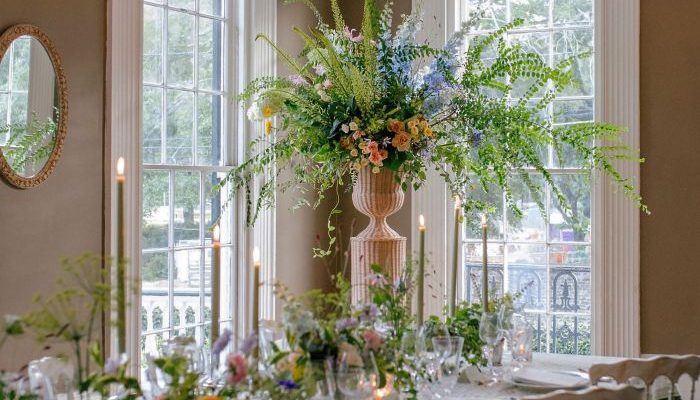 Dekorasi Pelaminan Mewah dan Elegan