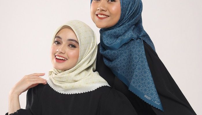 Blibli Hijab Silk Scarf Lafiye Elegan dan Nyaman