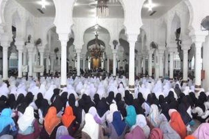 Jadwal adzan magrib dan isya di Banda Aceh