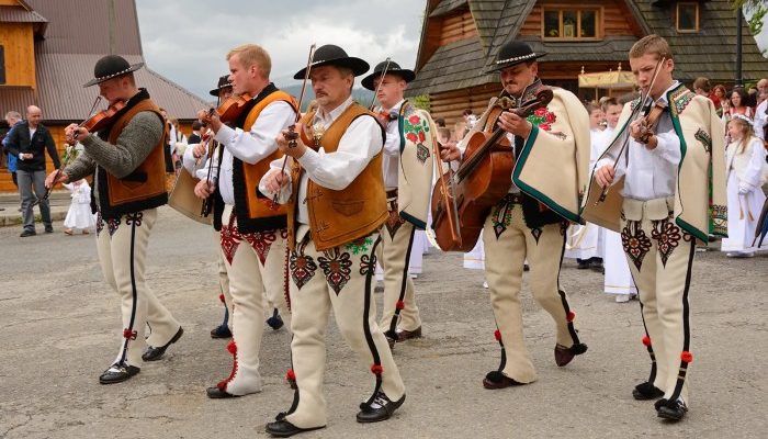 Lagu Daerah Aceh Sejarah, Arti, dan Video Musiknya