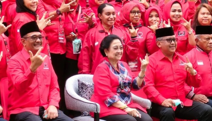 Sambutan Meriah Peserta Retret untuk Kepala Daerah PDIP