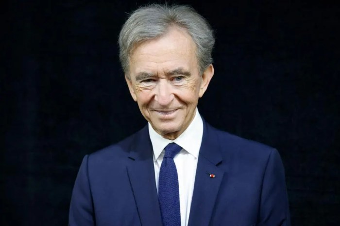 Faktor penyebab penurunan kekayaan Bernard Arnault sebesar 1.7 miliar dolar