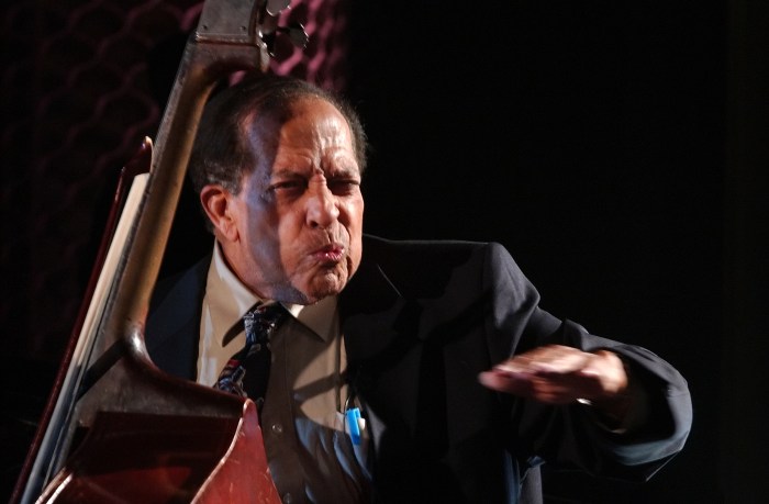 Penjelasan lengkap tentang seni simpegnas Aceh Singkil beserta gerakan dan makna simbolisnya