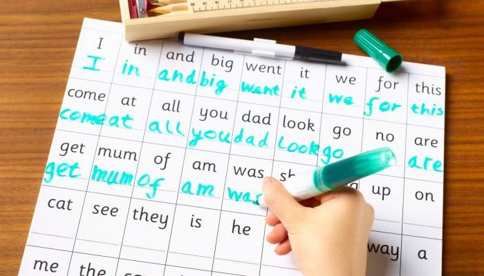 Belajar Menulis Kata untuk Anak TK