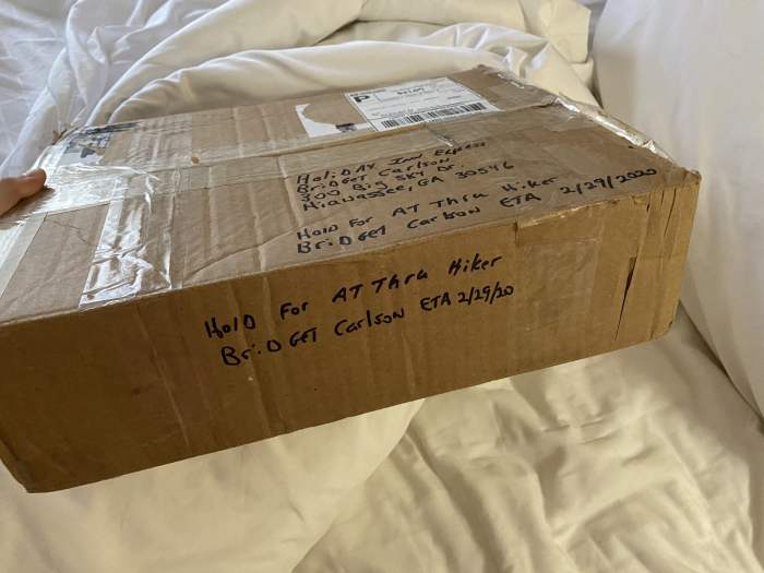 Contoh menulis alamat paket