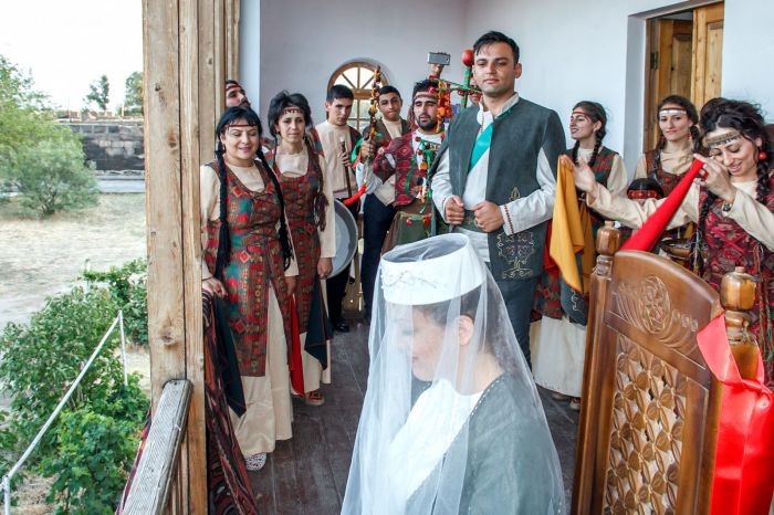 Upacara Pernikahan Adat Aceh Secara Lengkap dan Detail