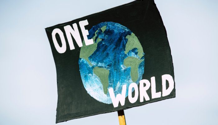 Salah satu tujuan kerjasama ekonomi internasional yaitu peningkatan kesejahteraan