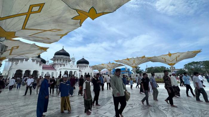 Perbandingan waktu sholat subuh Banda Aceh dan Aceh Besar setiap hari