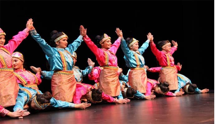 Sejarah Tari Saman Aceh Asal Usul dan Gerakannya