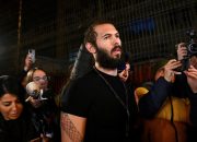 Dampak Komentar Andrew Tate pada Citra Tubuh Perempuan dan Ariana Grande