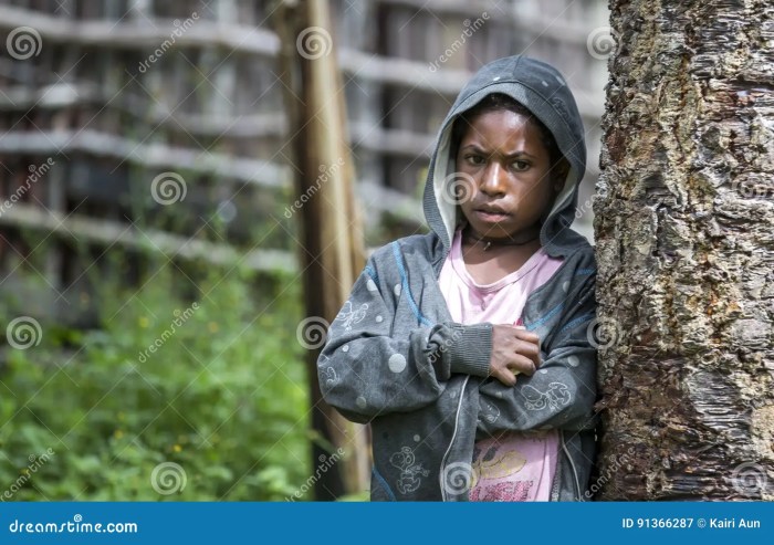 Pakaian adat suku Dani Papua: sejarah, makna, dan cara pemakaiannya