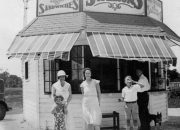 Respon Pelanggan terhadap Konsep Baru Swensons Drive-In Columbus