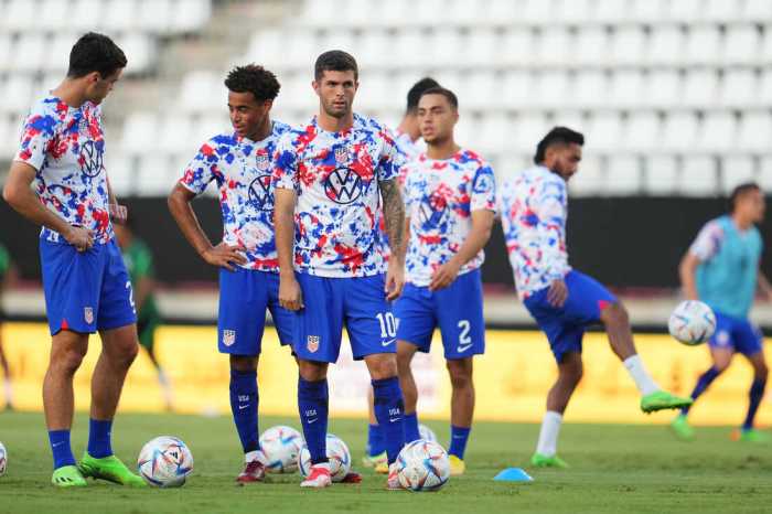 Soccer team world barcelona mit review Foto foto timnas