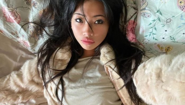 Bagaimana Beabadoobee Hadapi Kritik Pedas Fans?