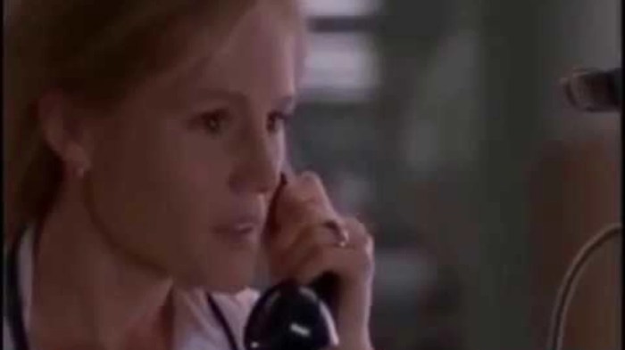 Perbandingan sinopsis Black and Blue dengan film sejenis