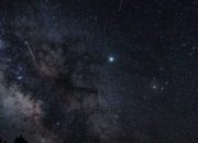 Wallpaper Ultrawide Minimal Tekstur Hitam Abu