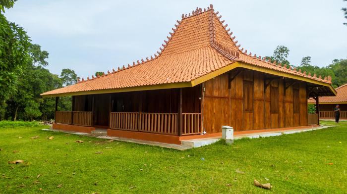 Perbandingan arsitektur rumah adat Jawa Barat dan Aceh