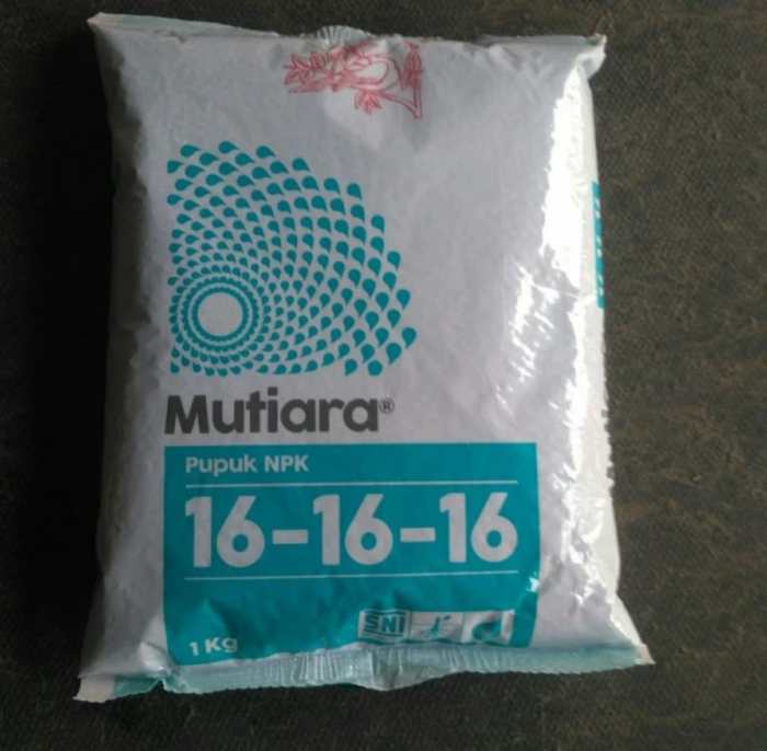 Pupuk mutiara 16 16 16